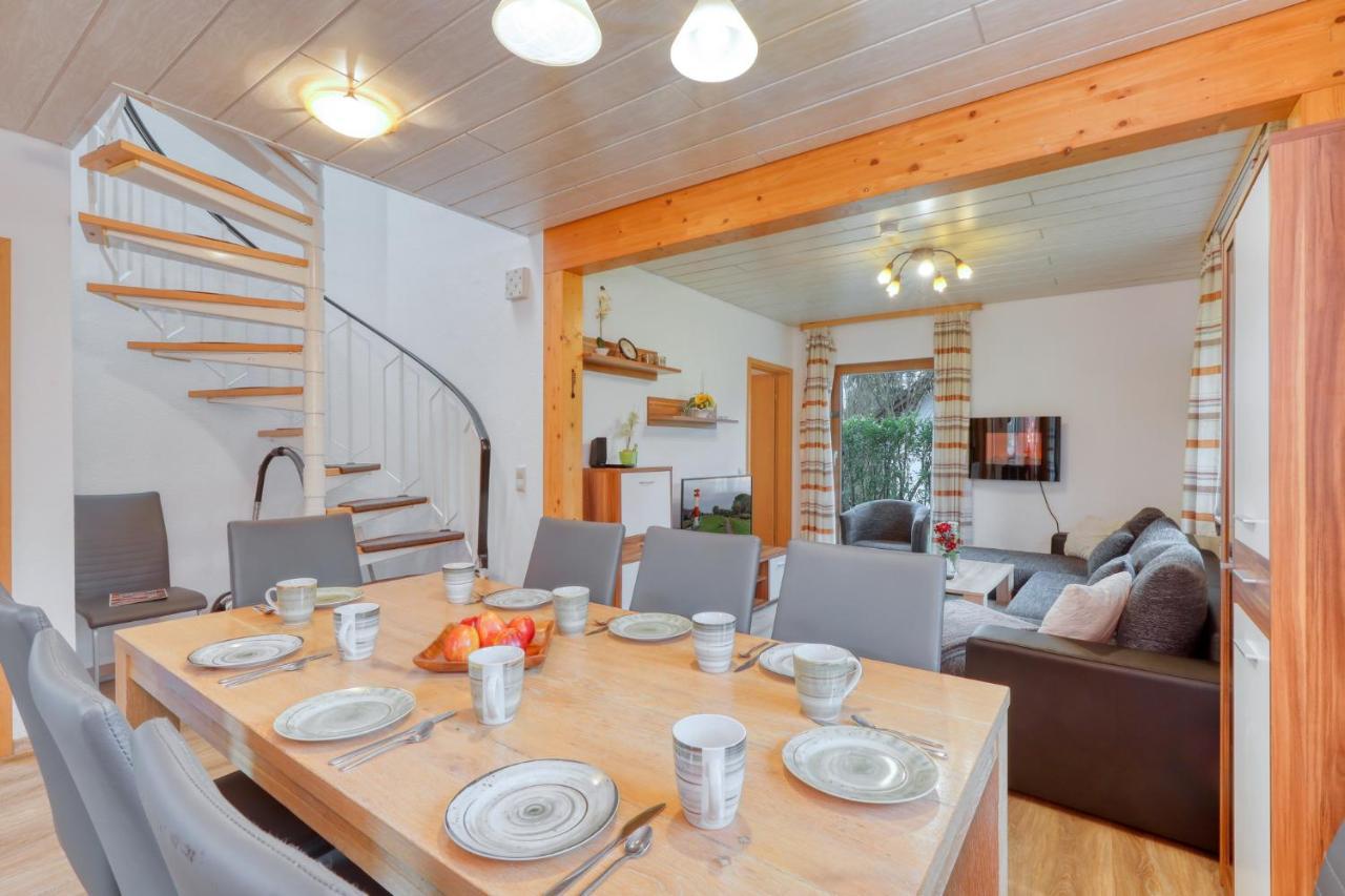 Seepark Kirchheim Ferienhaus Bei Nina Mit Sauna Екстериор снимка